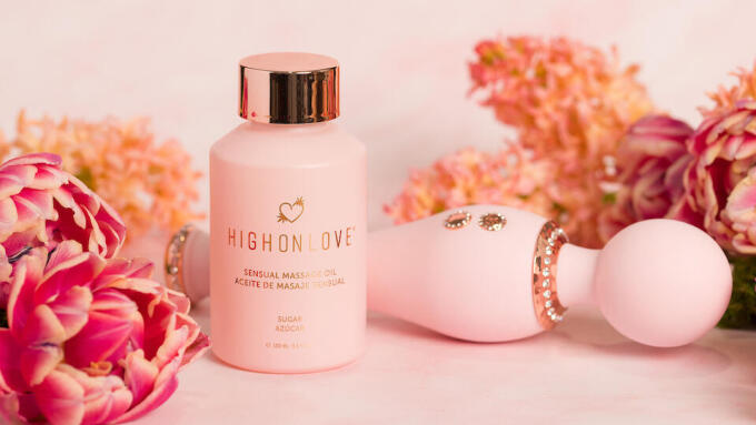 High On Love Objects of Luxury Gift Set - Elevated